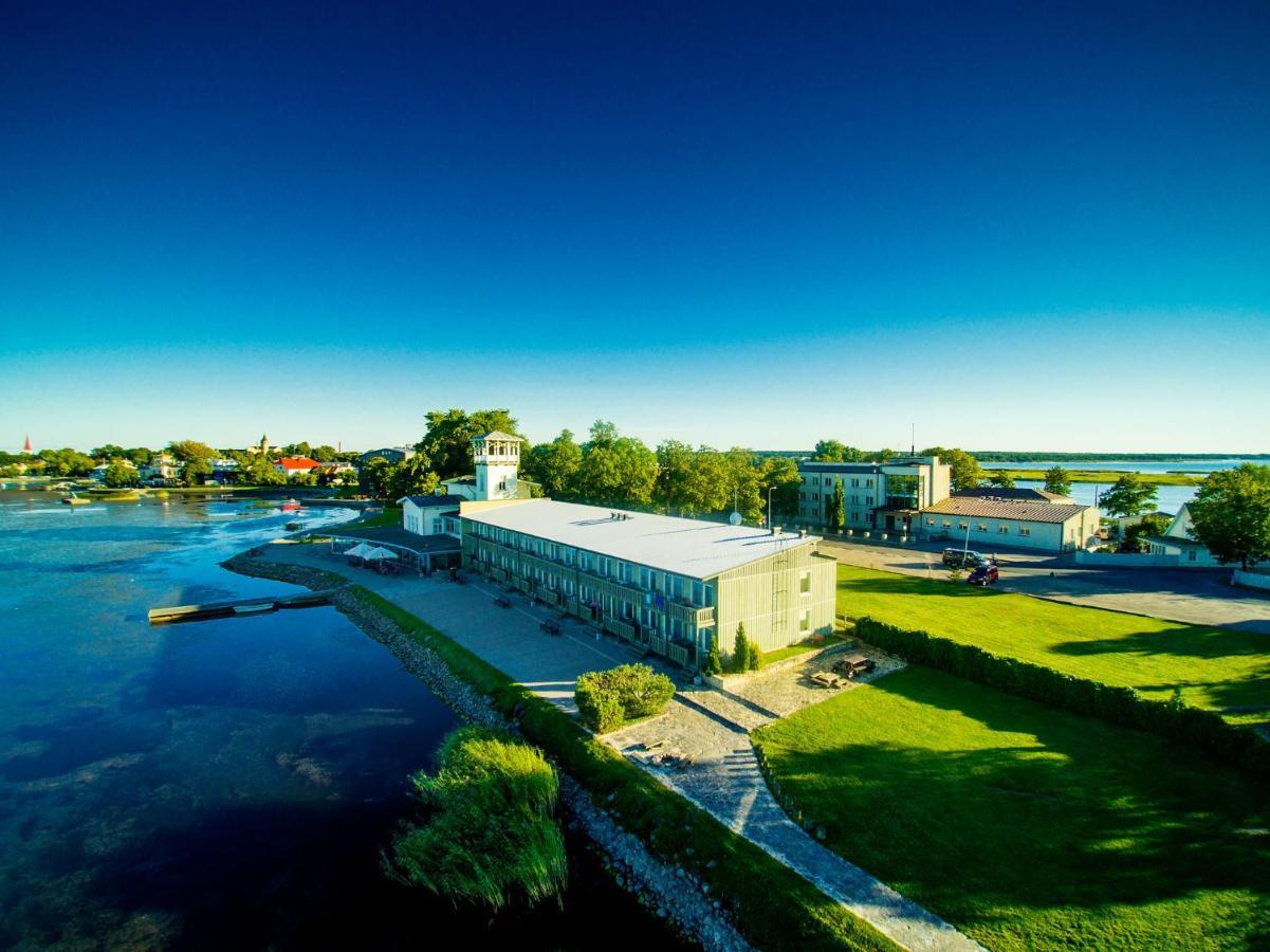 Hotel Promenaadi Haapsalu Exterior foto