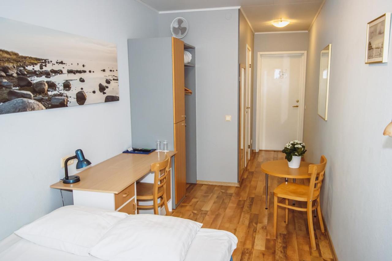 Hotel Promenaadi Haapsalu Exterior foto