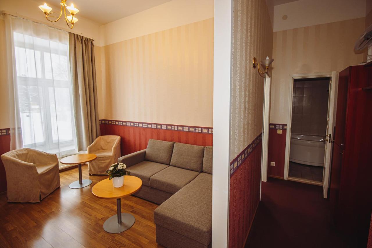 Hotel Promenaadi Haapsalu Exterior foto