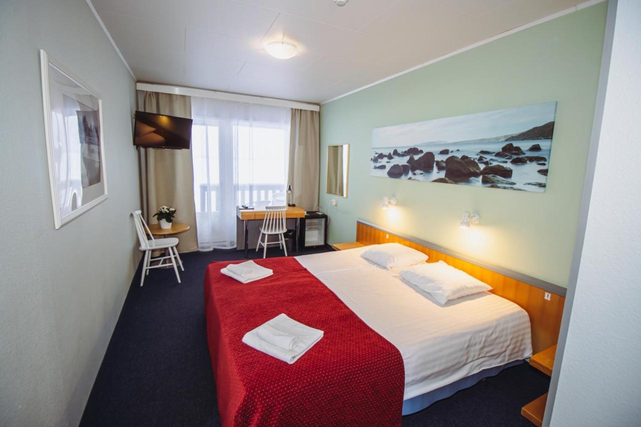 Hotel Promenaadi Haapsalu Exterior foto